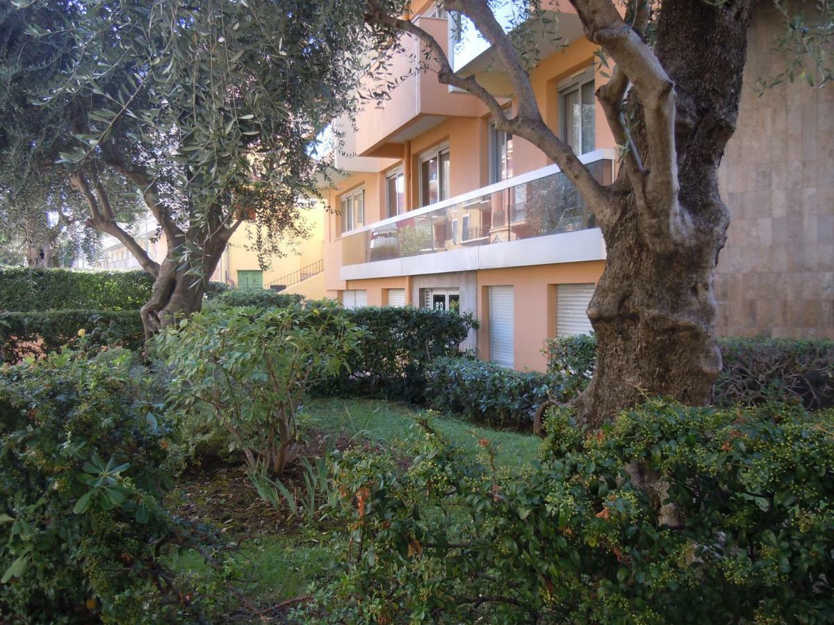 Residence Le Mediterranee Menton Exterior photo