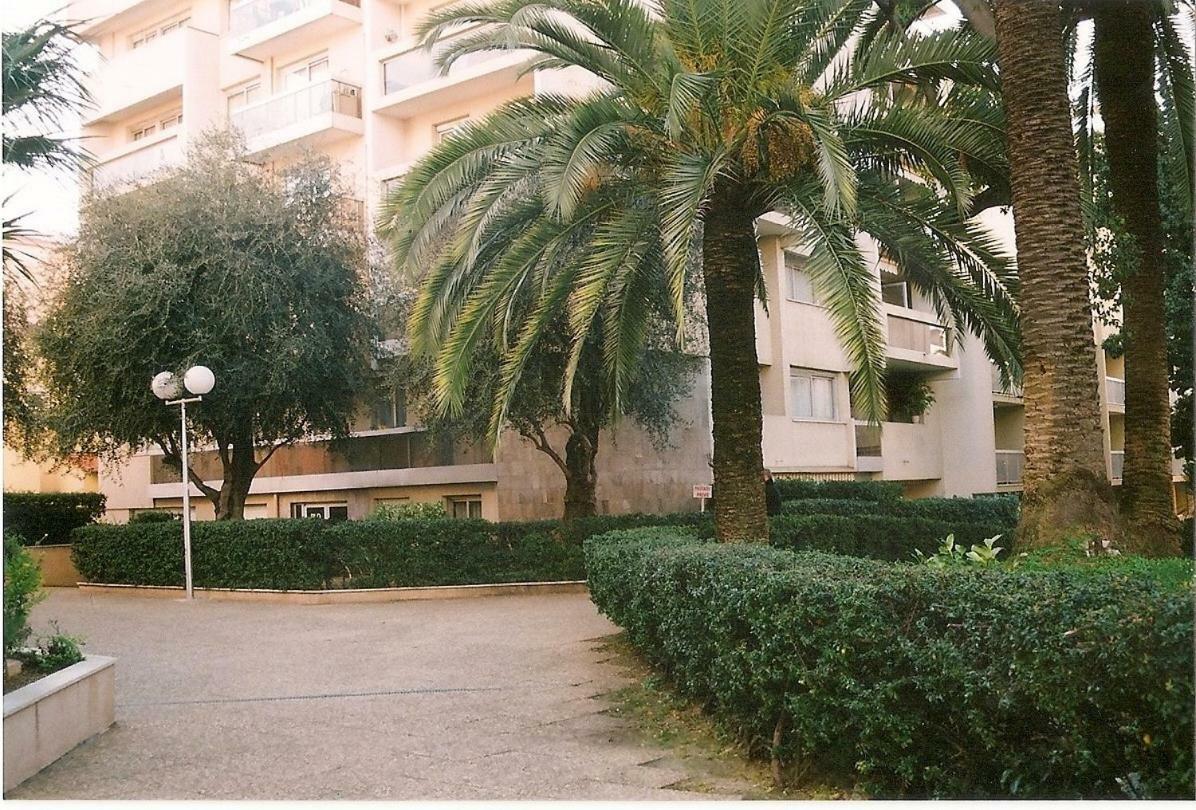 Residence Le Mediterranee Menton Exterior photo
